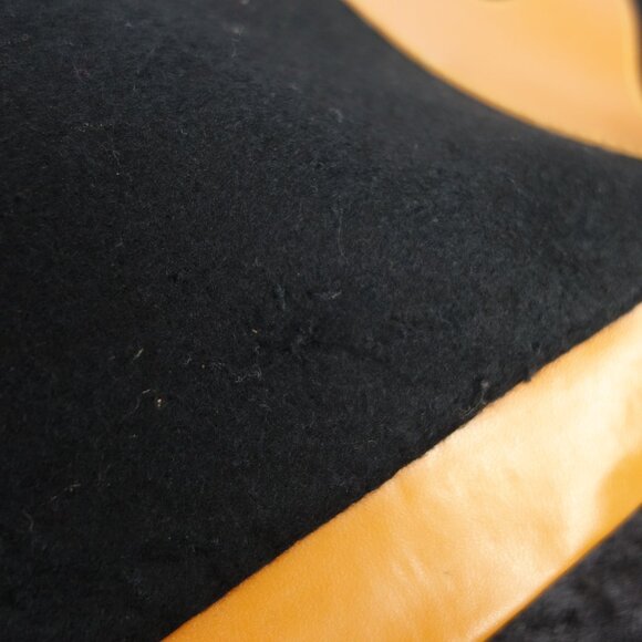 Vintage 1970's Gucci Felt & Faux Leather Shopping Tote Bag, Sz 13.75 in x 13 in - Picture 14 of 16